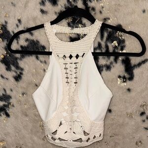 Gimmicks by BKE White Crochet Crop Top